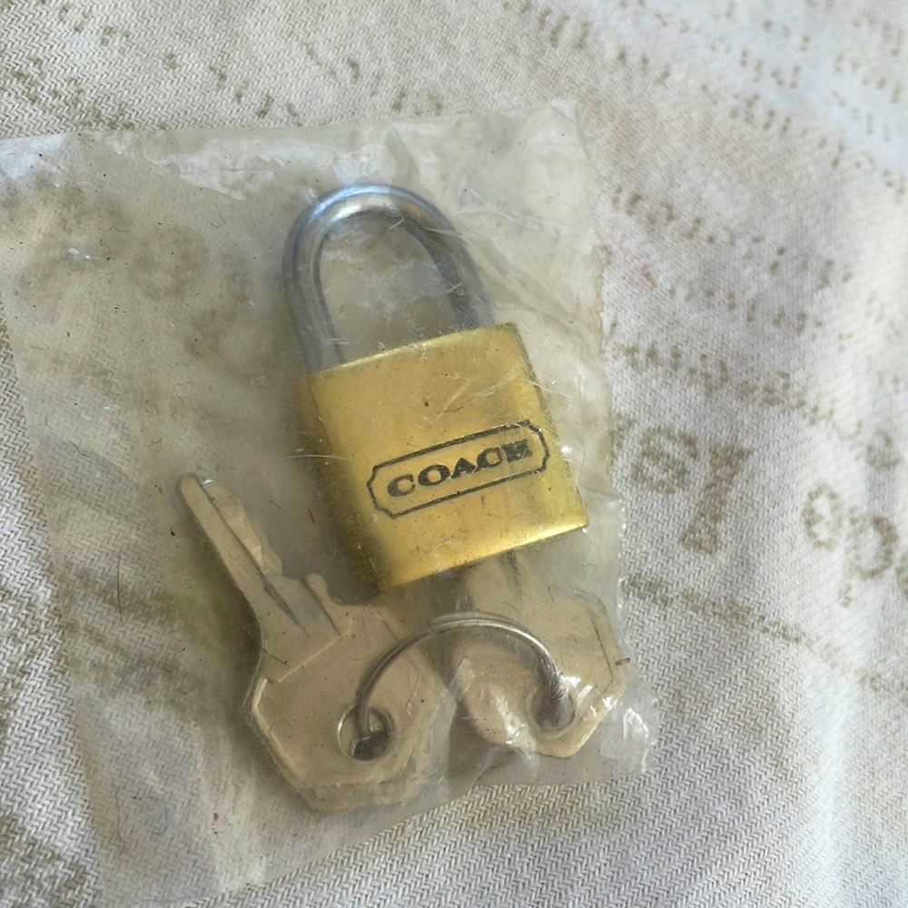 Coach Lock Locket In Original Packaging With 3 Keys